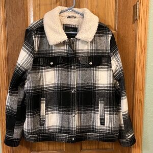 Levi Strauss Black and White Womens XL Sherpa Jacket